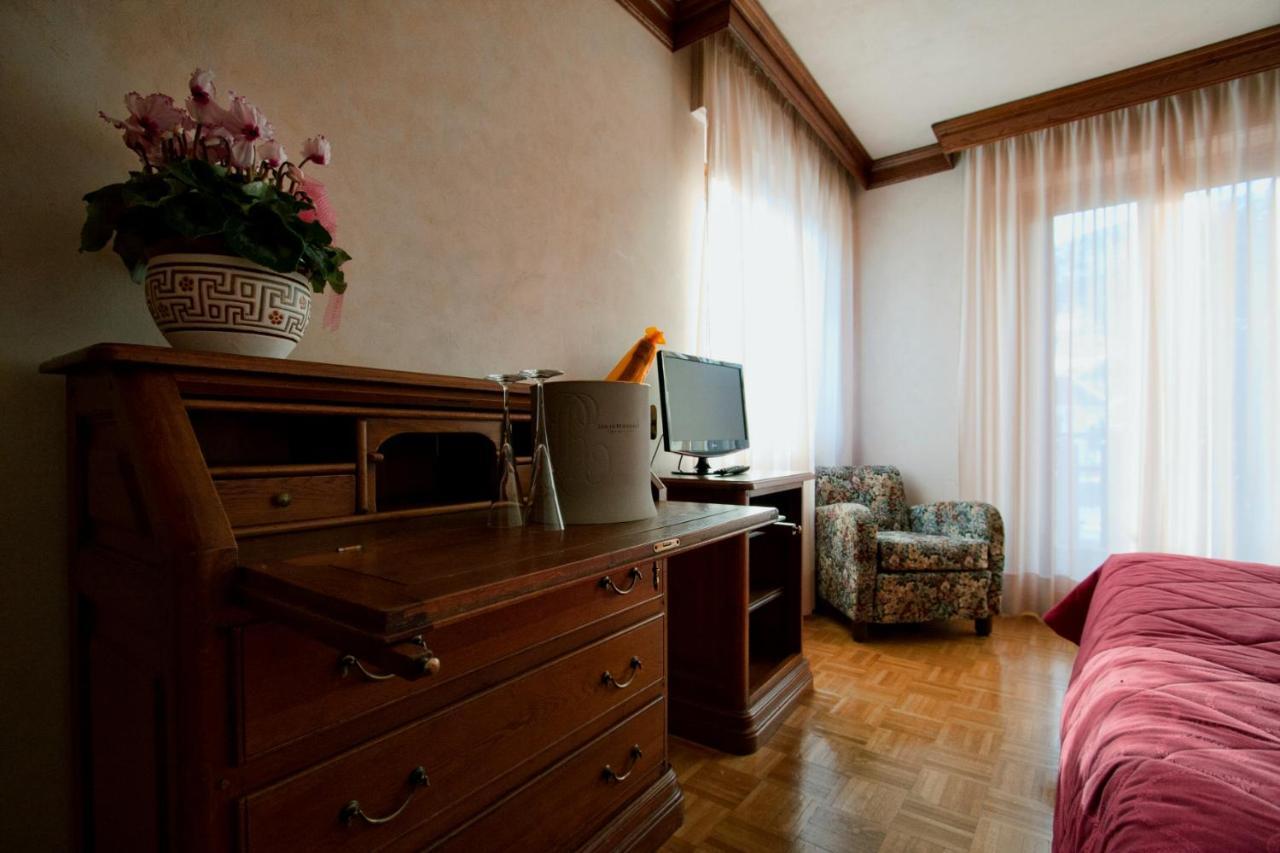 Hotel Panoramique Torgnon Ngoại thất bức ảnh